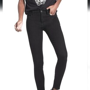 LUCKY BRAND Washed black brooke legging jean. Size 26